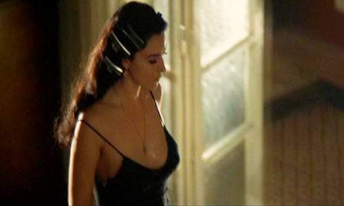 西西里的美丽传说:讲述的是玛莲娜和丈夫的爱 西西里的美丽传说:讲述的是玛莲娜和丈夫的爱