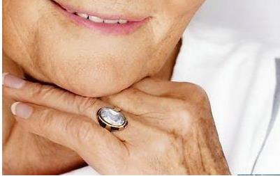 老年斑是怎么形成的:形成因素及如何预防(图) 老年斑是怎么形成的:形成因素及如何预防(图)