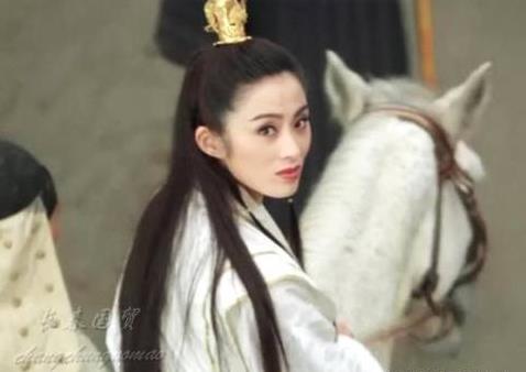 50岁张敏美丽依旧:张敏近照依旧明艳照人(图) 50岁张敏美丽依旧:张敏近照依旧明艳照人(图)