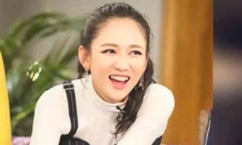 陈乔恩红纱裙扮嫩：互动粉丝亲和力满分（图）