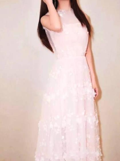 小个子女生穿长裙：推荐各类长裙让你挑选（图）