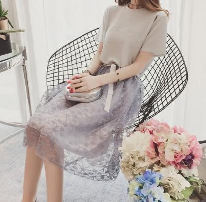 女人味十足的几款洋气套装：女神必备潮流搭配（图）