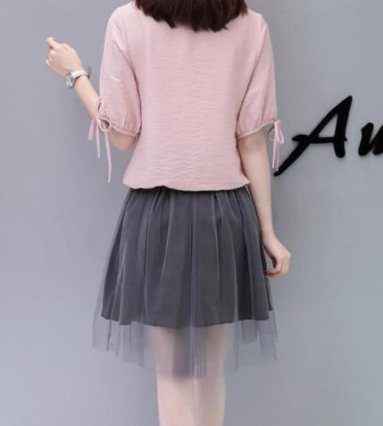 女人味十足的几款洋气套装：女神必备潮流搭配（图）