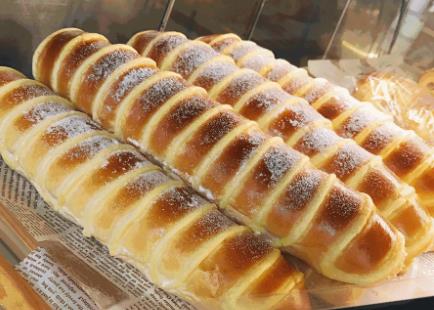 面包和爱情是什么意思:内容简介(全文) 面包和爱情是什么意思:内容简介(全文)