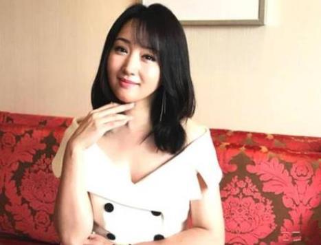 杨钰莹结婚了吗：温柔天后杨钰莹恋爱史揭晓