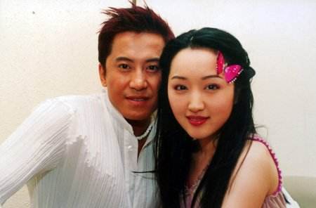 杨钰莹结婚了吗：温柔天后杨钰莹恋爱史揭晓