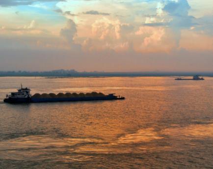 中国最大的淡水湖是:青海湖第一大内陆湖泊简介 中国最大的淡水湖是:青海湖第一大内陆湖泊简介