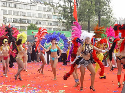 最受欢迎的舞蹈种类：伦巴舞浪漫舞姿迷人