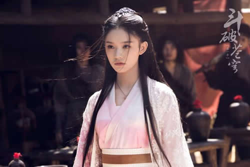 斗破苍穹女主角萧薰儿是谁演的:薰儿有哪些经历揭晓 斗破苍穹女主角萧薰儿是谁演的:薰儿有哪些经历揭晓