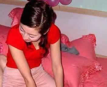 女人们闹洞房太猛了