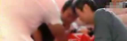 女人们闹洞房太猛了