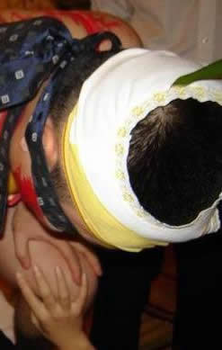 女人们闹洞房太猛了