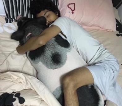 男子救了大蟒蛇半夜变成女人：竟然是一个梦（图）