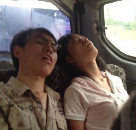 兄弟你两真够默契的