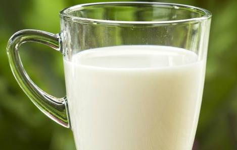 喝牛奶拉肚子:体内缺少一种消化牛奶的霉 喝牛奶拉肚子:体内缺少一种消化牛奶的霉