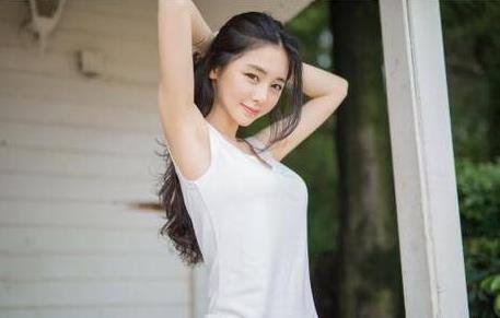 女人想男人的时候常有3个暗示:男人要积极别装傻(图) 女人想男人的时候常有3个暗示:男人要积极别装傻(图)