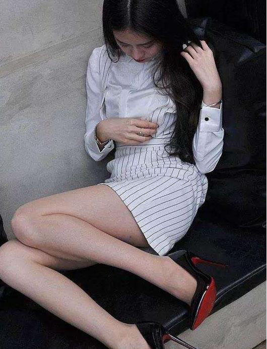 哄女孩子的话:不要油嘴滑舌要真心实意(图) 哄女孩子的话:不要油嘴滑舌要真心实意(图)