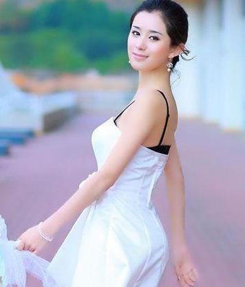 常做八个动作换健康：简单日常一些小动作