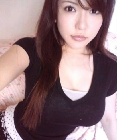 比田中瞳更大的冲田杏梨 比田中瞳更大的冲田杏梨