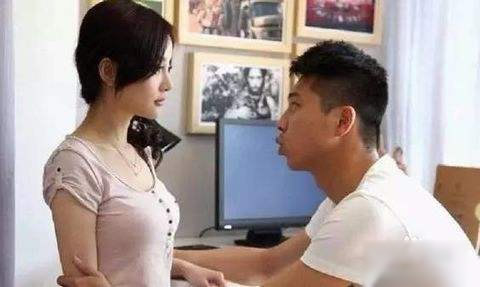 怎么哄老婆开心：男人要心细懂得赞美