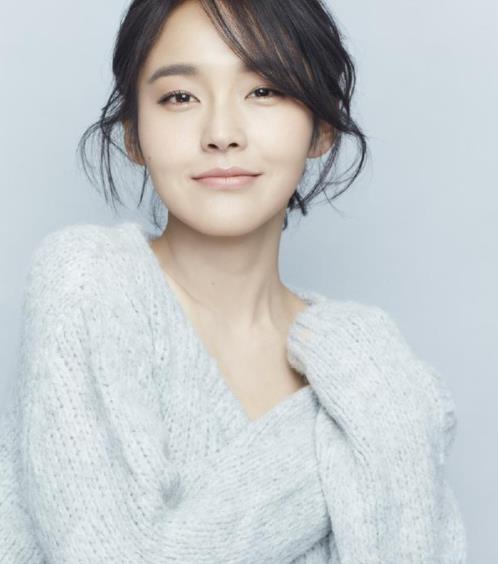 如懿传20几位妃嫔娘娘现代装:看看谁最美(图) 如懿传20几位妃嫔娘娘现代装:看看谁最美(图)