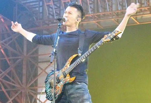 谢霆锋为什么可以当导师:个人资料图片简介(图) 谢霆锋为什么可以当导师:个人资料图片简介(图)