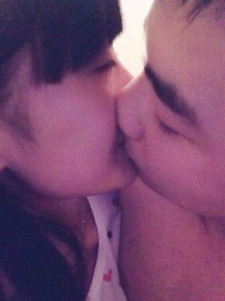 夫妻结婚3年不懂洞房未孕:检查妻子还是少女身(图) 夫妻结婚3年不懂洞房未孕:检查妻子还是少女身(图)