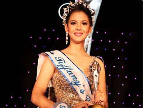 泰国最美人妖皇后