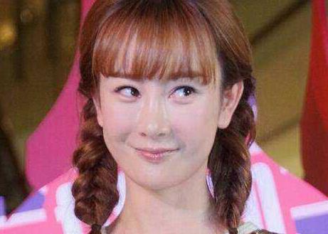 张檬整容前后照片：自然的笑容都没有了（组图）