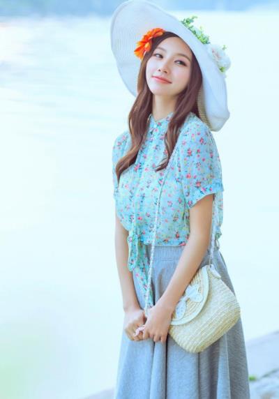 陈雅婷穿衣各种风格：身材好且非常注重穿搭美翻了