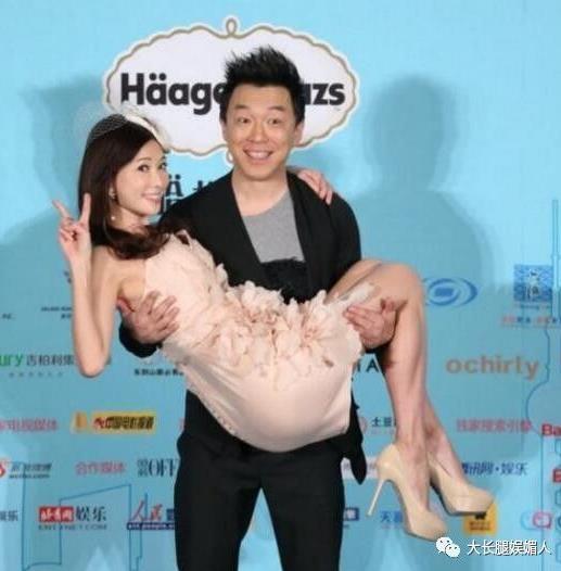 林志玲 黄渤剧照：互动甜蜜友爱（组图）