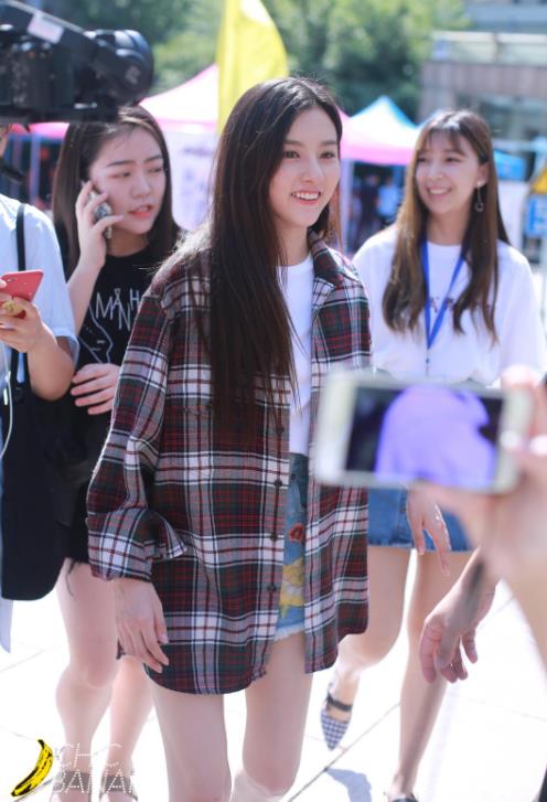 明星时尚LOOK创意多 明星时尚LOOK创意多