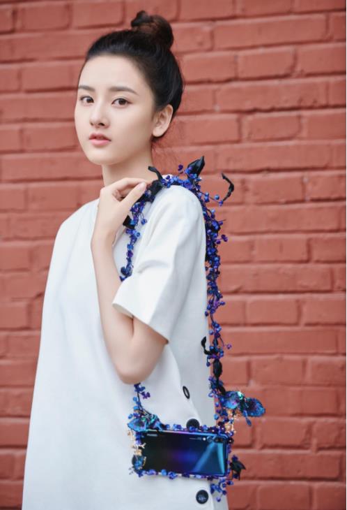 明星时尚LOOK创意多 明星时尚LOOK创意多