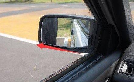 倒车入库30cm看点绝招:科目二实用图解教程(图) 倒车入库30cm看点绝招:科目二实用图解教程(图)