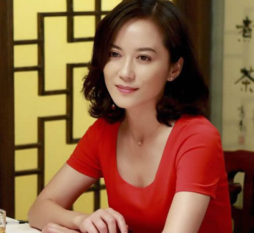 47岁俞飞鸿近照：资料图片身材气质依旧的惊鸿仙子