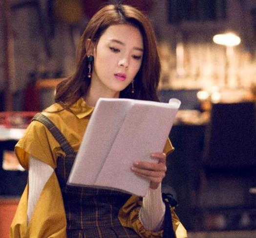 橙红年代李纨和刘子光关系揭晓：原著暧昧剧中有好感