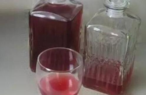 葡萄酒的制作方法:发酵一个星期就可以饮用了(图) 葡萄酒的制作方法:发酵一个星期就可以饮用了(图)