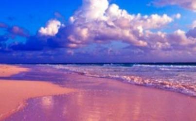 粉色沙滩：十大梦幻的粉色沙滩介绍