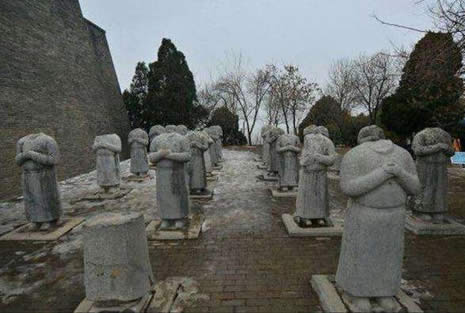 揭秘武则天守陵石像为何都没头:三种猜想解读 揭秘武则天守陵石像为何都没头:三种猜想解读