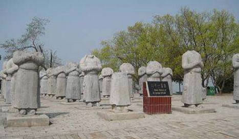 揭秘武则天守陵石像为何都没头：三种猜想解读