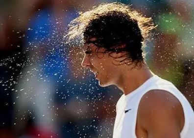 容易出汗是排毒?容易出汗可能是这几种疾病的前兆 容易出汗是排毒?容易出汗可能是这几种疾病的前兆