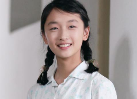 周冬雨八卦资料简介：又白又瘦真漂亮（图）