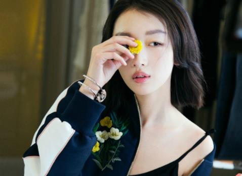 周冬雨八卦资料简介：又白又瘦真漂亮（图）