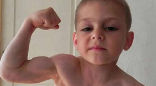 世界最强壮的小男孩:一组照片说明一切(图)