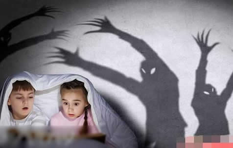 小孩眼睛为什么能看见鬼:封门村1963枕边鬼脸和太师椅 小孩眼睛为什么能看见鬼:封门村1963枕边鬼脸和太师椅