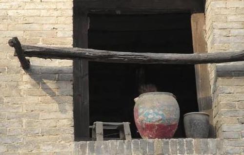 封门村真的有鬼吗：传说中封门村的一次探险