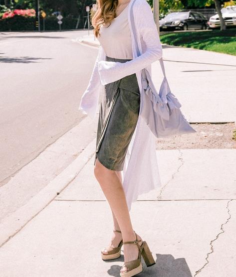 国庆旅游怎么穿衣搭配图片：甜美气质范搭配（图）