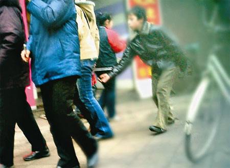 十一出行防骗指南：千防万防防不胜防一定要谨慎