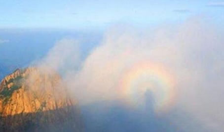 网友拍到了神仙真实照片:是真是假科学无法解释 网友拍到了神仙真实照片:是真是假科学无法解释