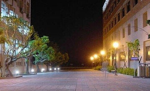 灵异事件图片:这些照片太诡异了(慎点) 灵异事件图片:这些照片太诡异了(慎点)